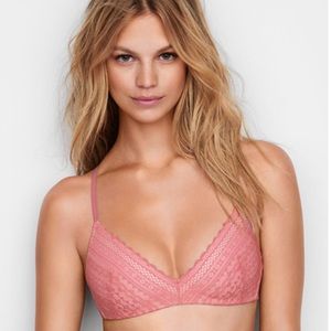 Victoria’s Secret Lightly Lined Wireless Bra, Lace